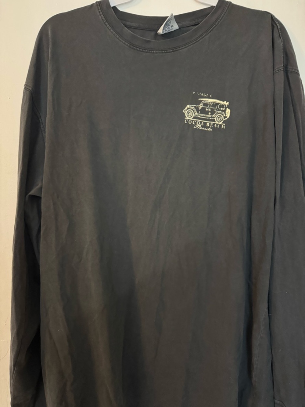 Vintage Classic Cocoa Beach Florida Long-Sleeve Shirt - Black - Picture 2 of 3